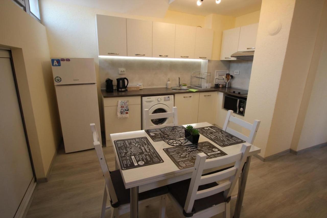 Apartment Happy Holiday Lazur Burgasz Kültér fotó